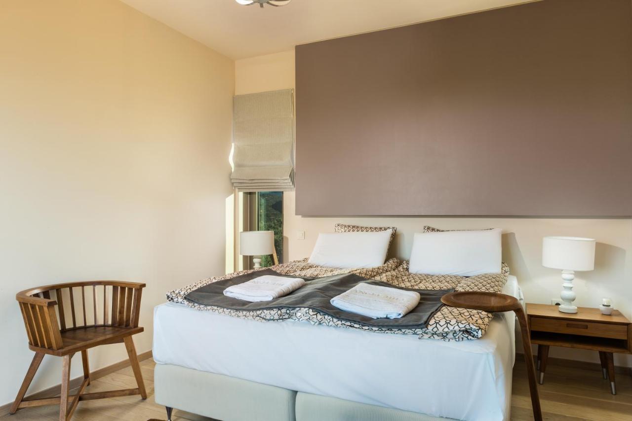 Angel Hill Villa Xirokámbion 外观 照片