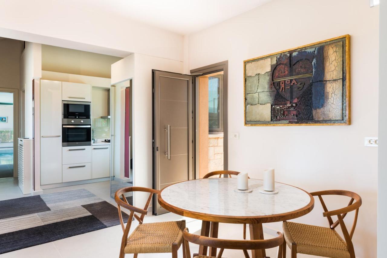 Angel Hill Villa Xirokámbion 外观 照片